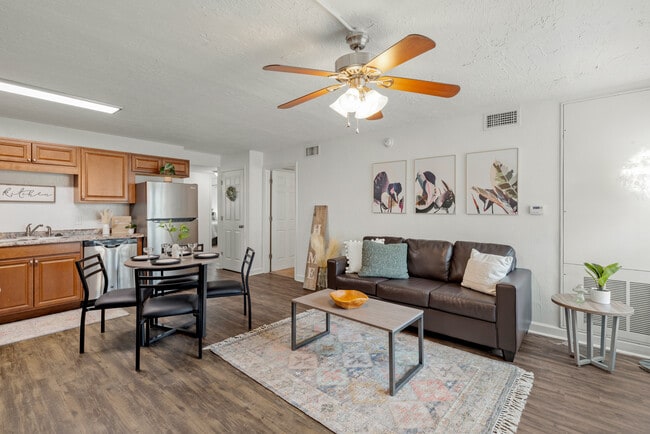 Photo - Tuscany Village