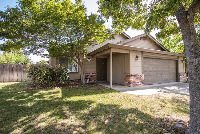 Photo - 1130 Berea Dr