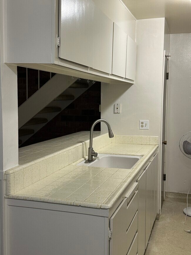 Photo - 1908 El Paso Ave Unit 3