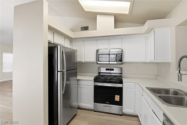 Photo - 6224 Caprino Ave