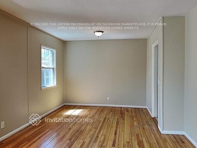 Photo - 15042 Romar St