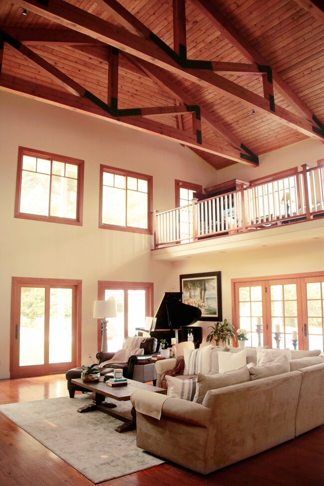 Photo - 9423 Wheatland Ave