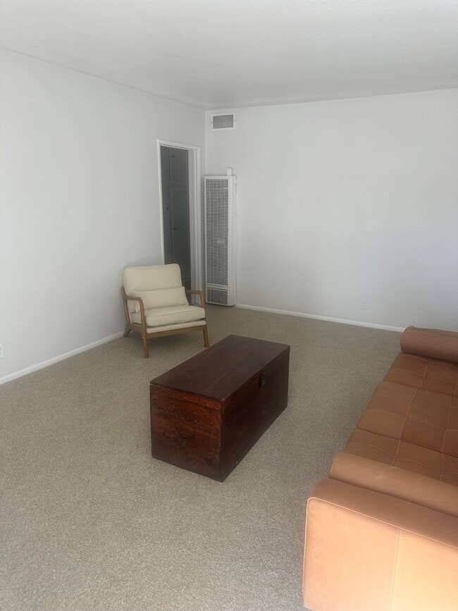 Photo - 44742 Gadsden Ave