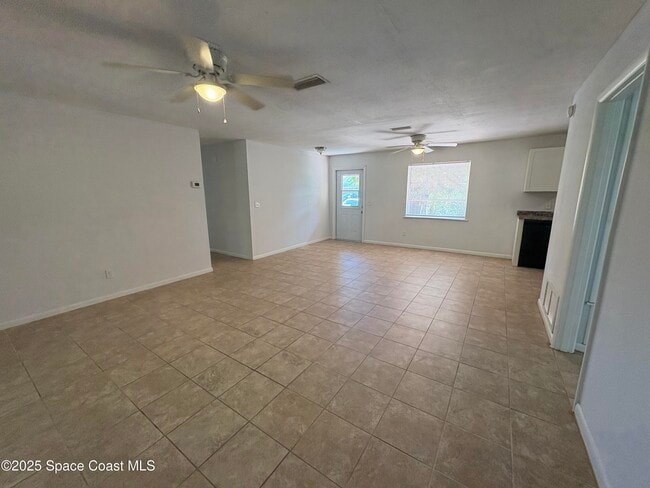 Photo - 620 Key Largo Dr S