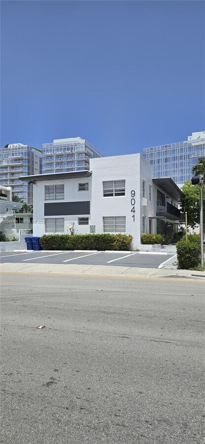 Photo - 9041 Harding Ave Unit 3