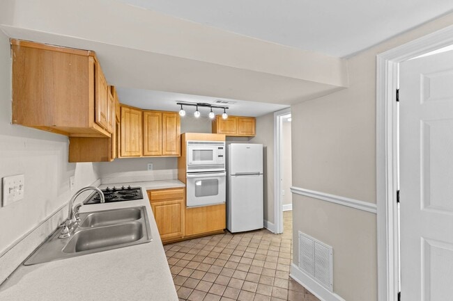 Photo - 3534 E Fall Creek Pkwy N Dr Unidad J