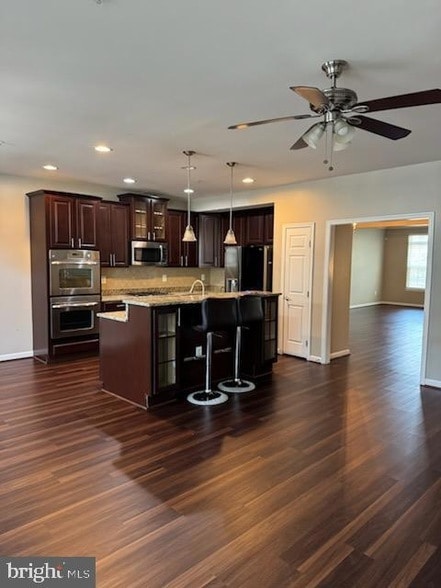 Photo - 1477 Braden Loop