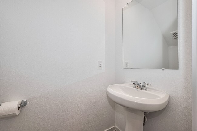 Building Photo - 26751 Prairie Smoke Ln Rental