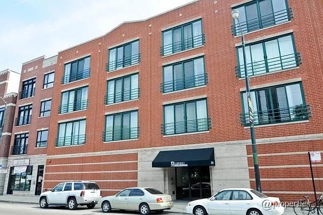 Photo - 2011 W Belmont Ave Condo Unit 303