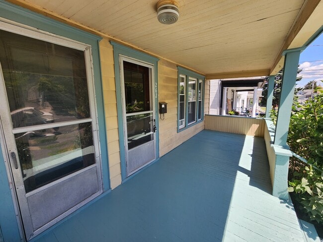 Photo - 262 Tennyson Ave Unit 262