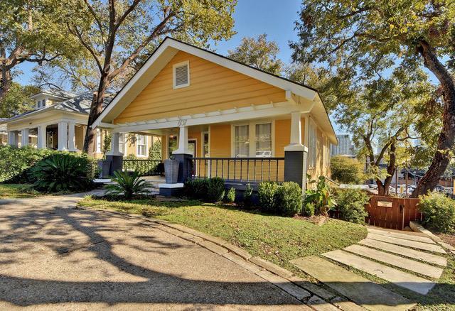 Photo - 607 Baylor St