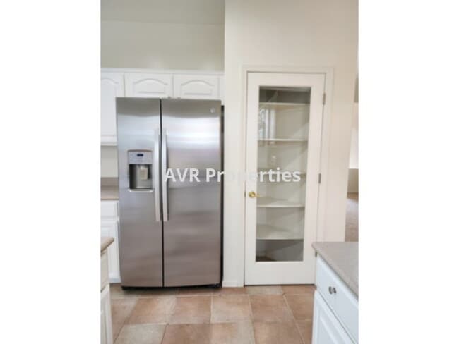 Photo - Beautiful four bedrooms, three bathrooms and three car garage Dublin home