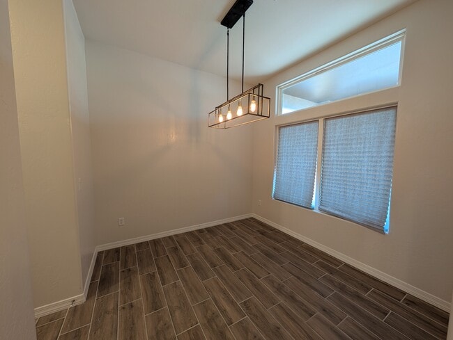 Photo - 517 La Entrada Cir