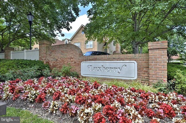 Photo - 5715 Balsam Grove Ct