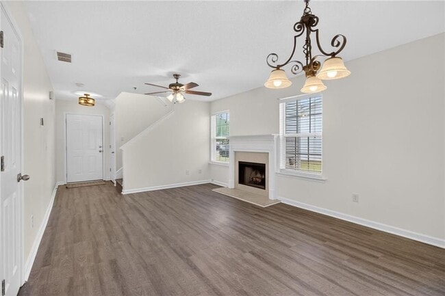 Photo - 275 Cottonwood Creek Cir