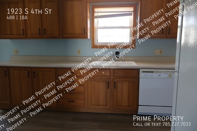 Photo - 1923 S 4th St