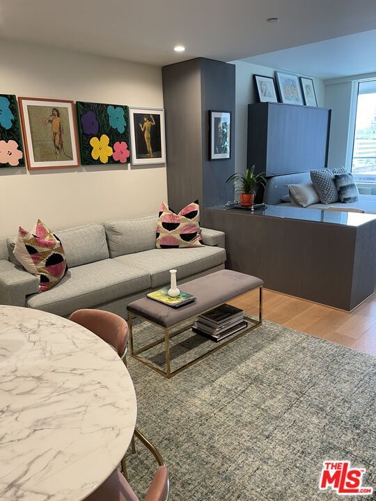 Photo - 877 Francisco St Unidad 1115