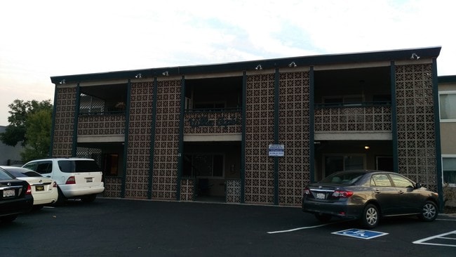 Building Photo - 11 Linscheid Dr Unit #4