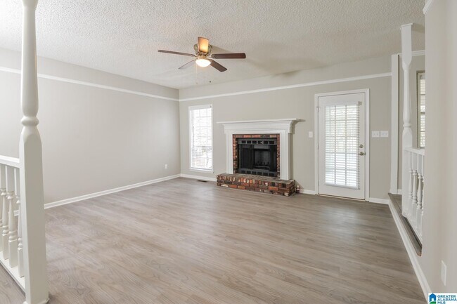 Photo - 1729 Timbercrest Cir
