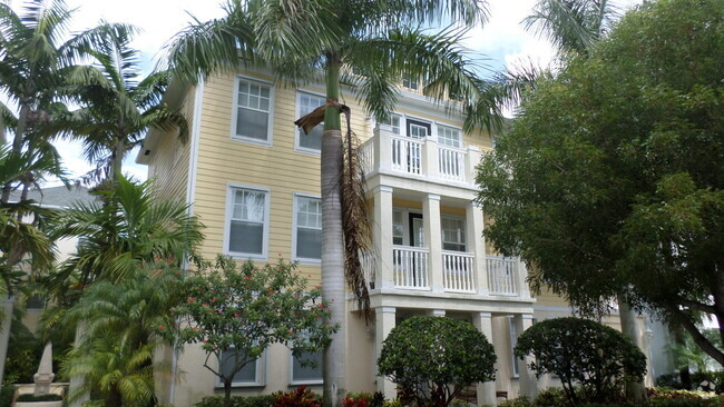 Building Photo - 276 Murcia Dr Unit 307 Rental