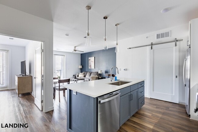 Photo - 5511 Caprock Smt Dr Unidad 4204