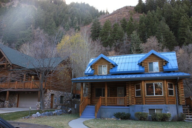 Photo - 6747 Fairfax Dr