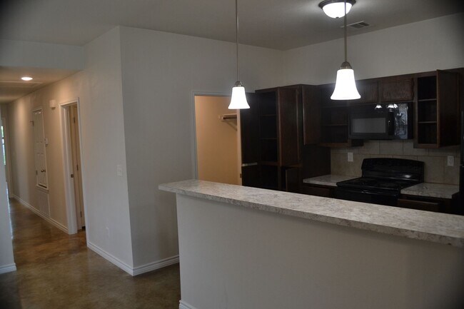 Photo - 1203 Wales Dr Unidad 1203 Wales Dr. -  A