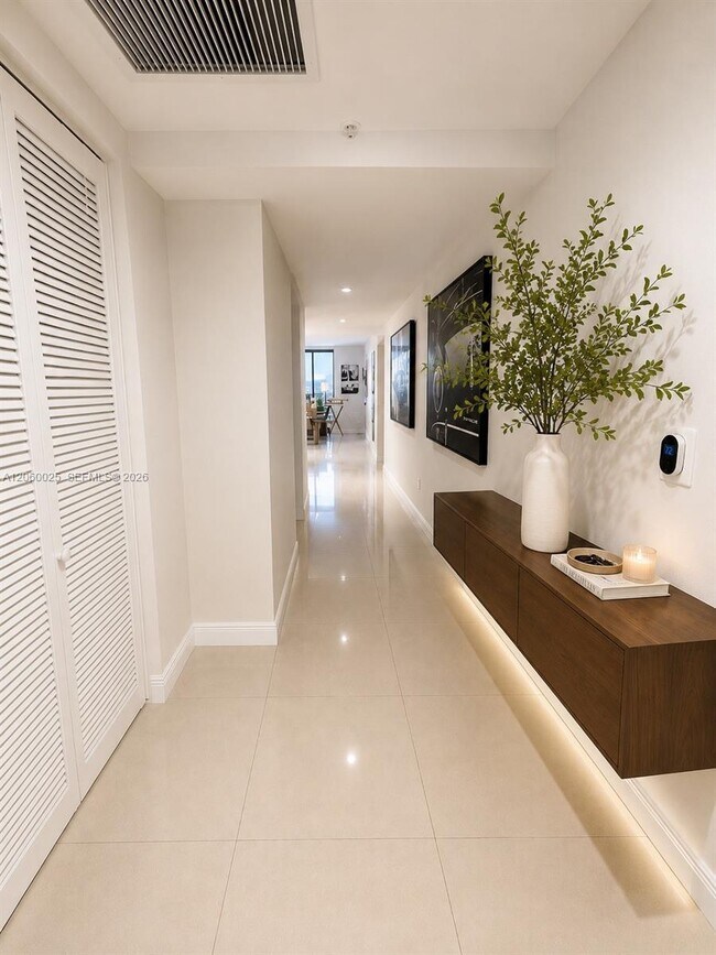 Photo - 185 SW 7th St Unit 2503