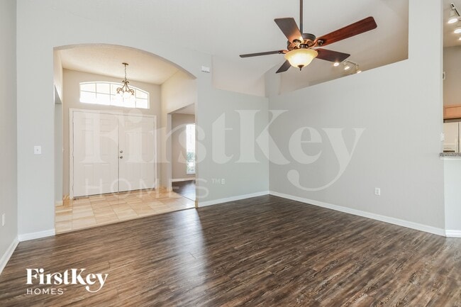 Photo - 316 Drum Ln
