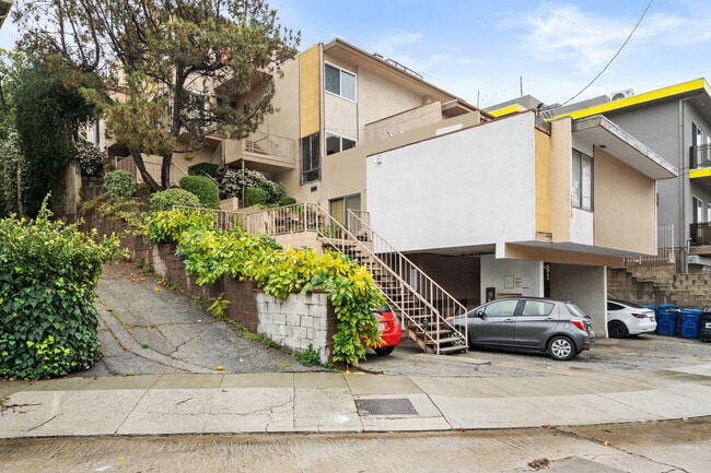 Photo - 2020 Rodney Dr Unit 3