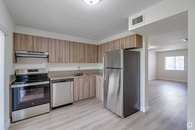 2BR - 3BA - 981SF - Kitchen - Midway Point Apartments