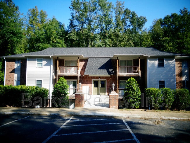 Building Photo - 203 E Ransom St Rental