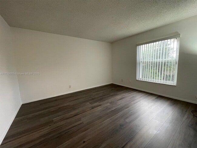 Photo - 605 S Pine Island Rd Unit 203A