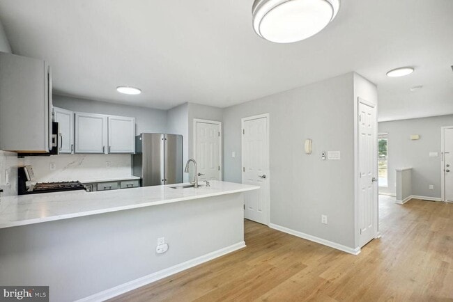 Photo - 6146 Kendra Way