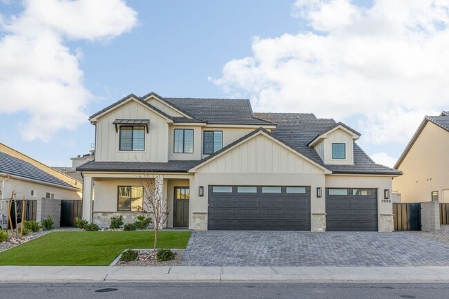 Building Photo - Gorgeous 5 bed 3.5 bath in Desert Canyons