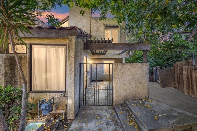 Photo - Spacious Condo Near Bakersfield College – Prime Location!