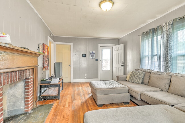 Photo - 2913 Ashley St
