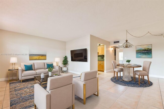 Photo - 13355 SW 9th Ct Apartamento Unidad 104H