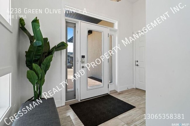 Photo - EXECUTIVE FAMILY HOME FOR RENT, GREENS ON GARDINER, REGINA
