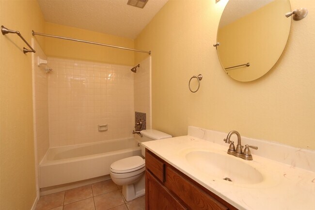 Photo - 6430 Kentwick Dr