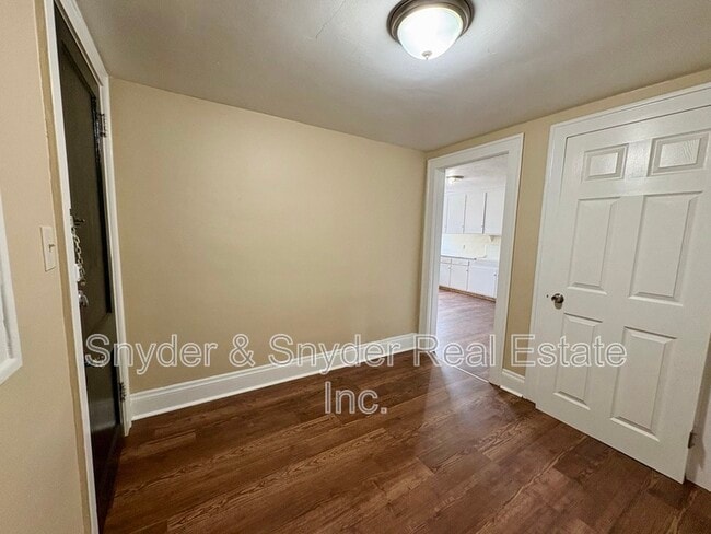 Photo - 96 N Portage Path