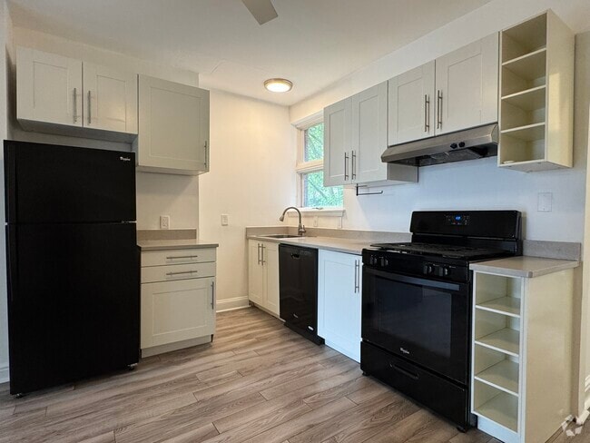 Building Photo - 5474 Black St Unit Apartment 1