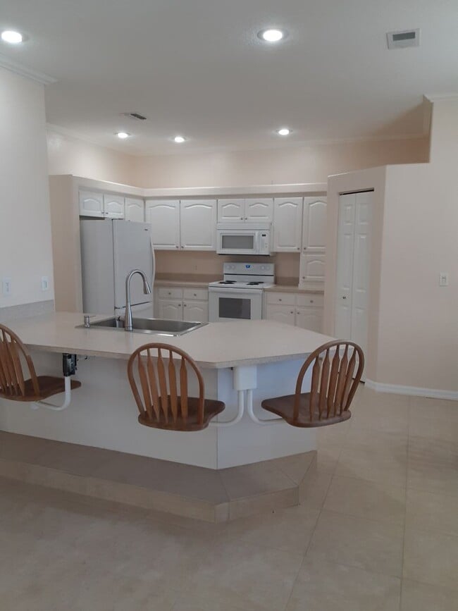 Photo - Beautiful & Private Residence