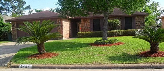 Photo - 9495 Landis Dr