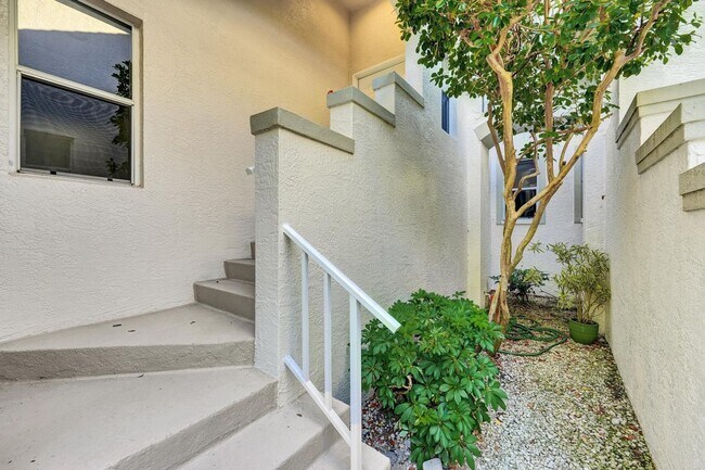 Photo - Seasonal 3br 2bath Condo in Harbor Lakes C...