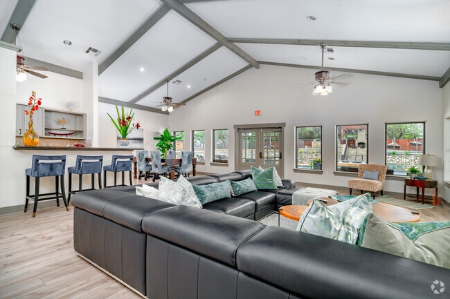Community Coffee Lounge