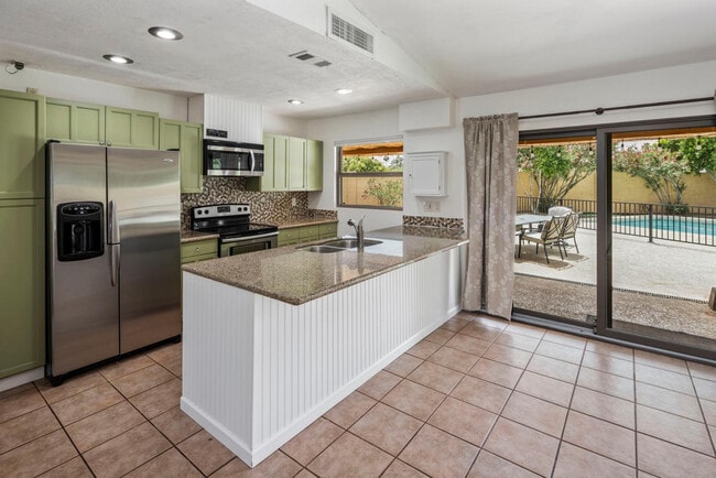 Photo - 10625 E Becker Ln