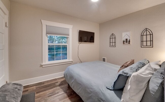 Photo - Garland district 1 bedroom apartment (Furn...