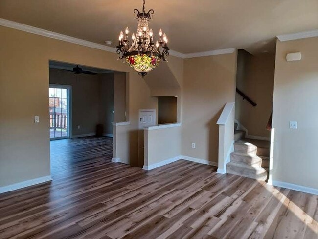 Photo - 103 Argyle Ct