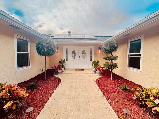 Photo - 4540 Mathis St